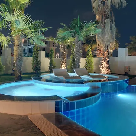 Villa Red Premium Vip// Custom Design With Turkish Bbq+prvt Swmg Pool *