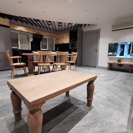 别墅 Red Premium Vip// Custom Design With Turkish Bbq+prvt Swmg Pool 贝莱克