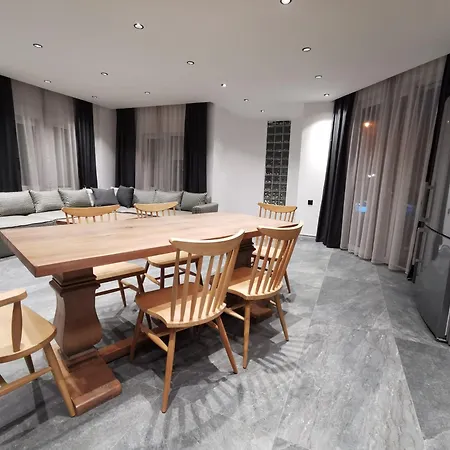 Red Premium Vip// Custom Design With Turkish Bbq+prvt Swmg Pool