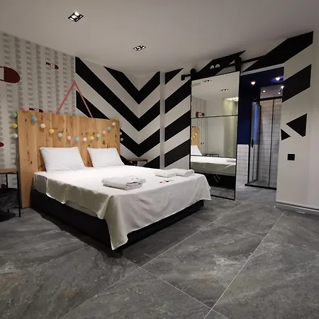 别墅 Red Premium Vip// Custom Design With Turkish Bbq+prvt Swmg Pool