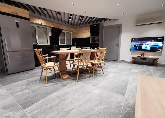 Red Premium Vip// Custom Design With Turkish Bbq+prvt Swmg Pool 빌라 베렉