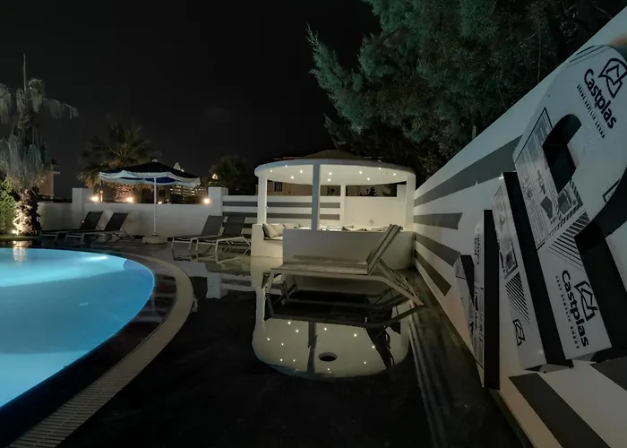 Red Premium Vip// Custom Design With Turkish Bbq+prvt Swmg Pool * Belek