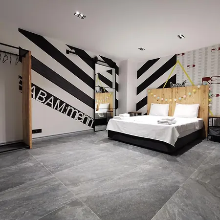 Red Premium Vip// Custom Design With Turkish Bbq+prvt Swmg Pool Villa *